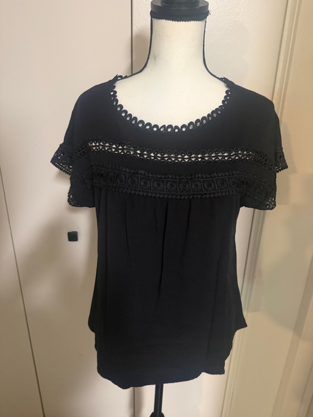 Black Crochet-Trim Short Sleeve Blouse